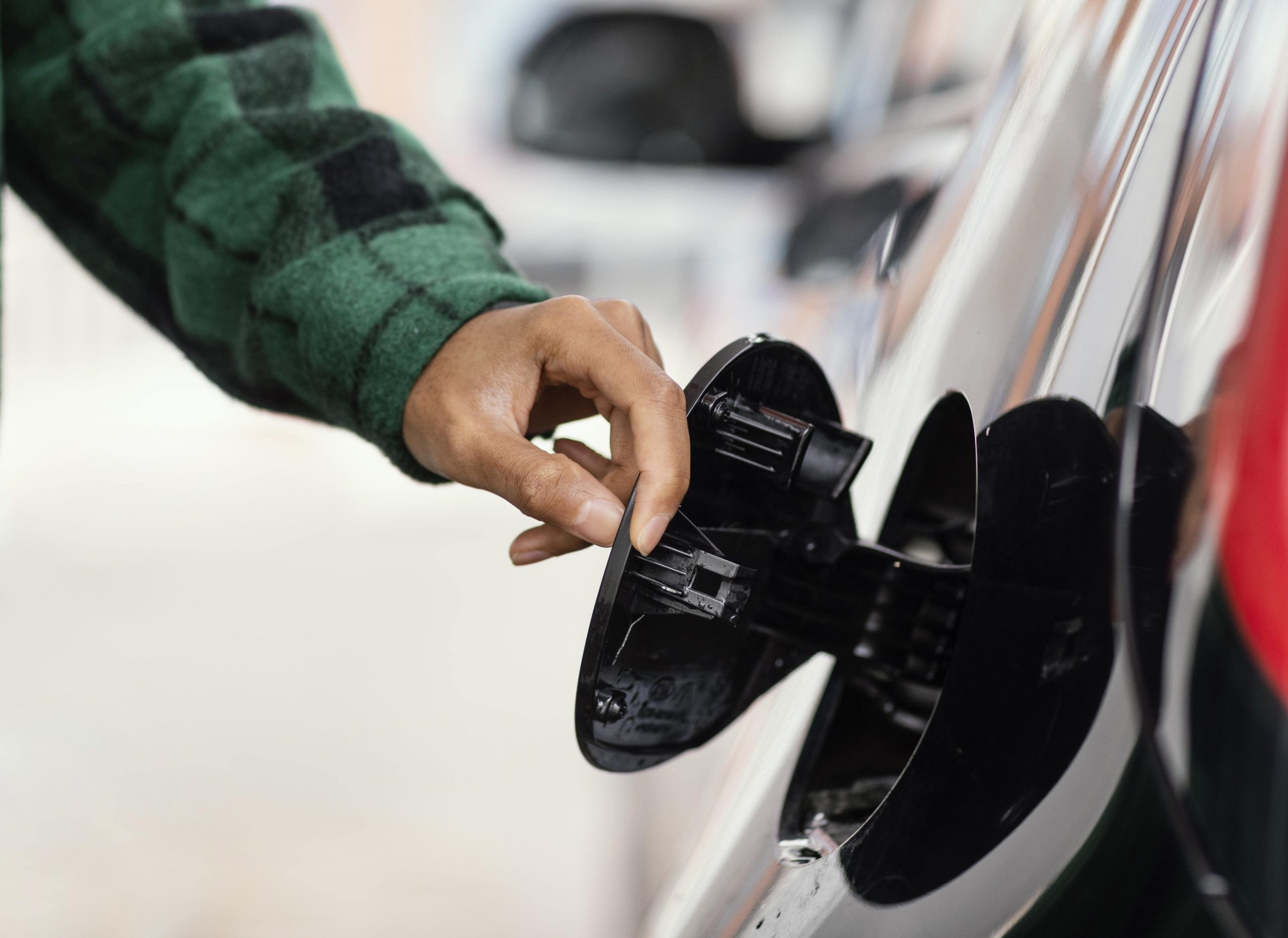 Save Money on Gas: Ways to Cut Costs at the Pump & via Maintenance (19)